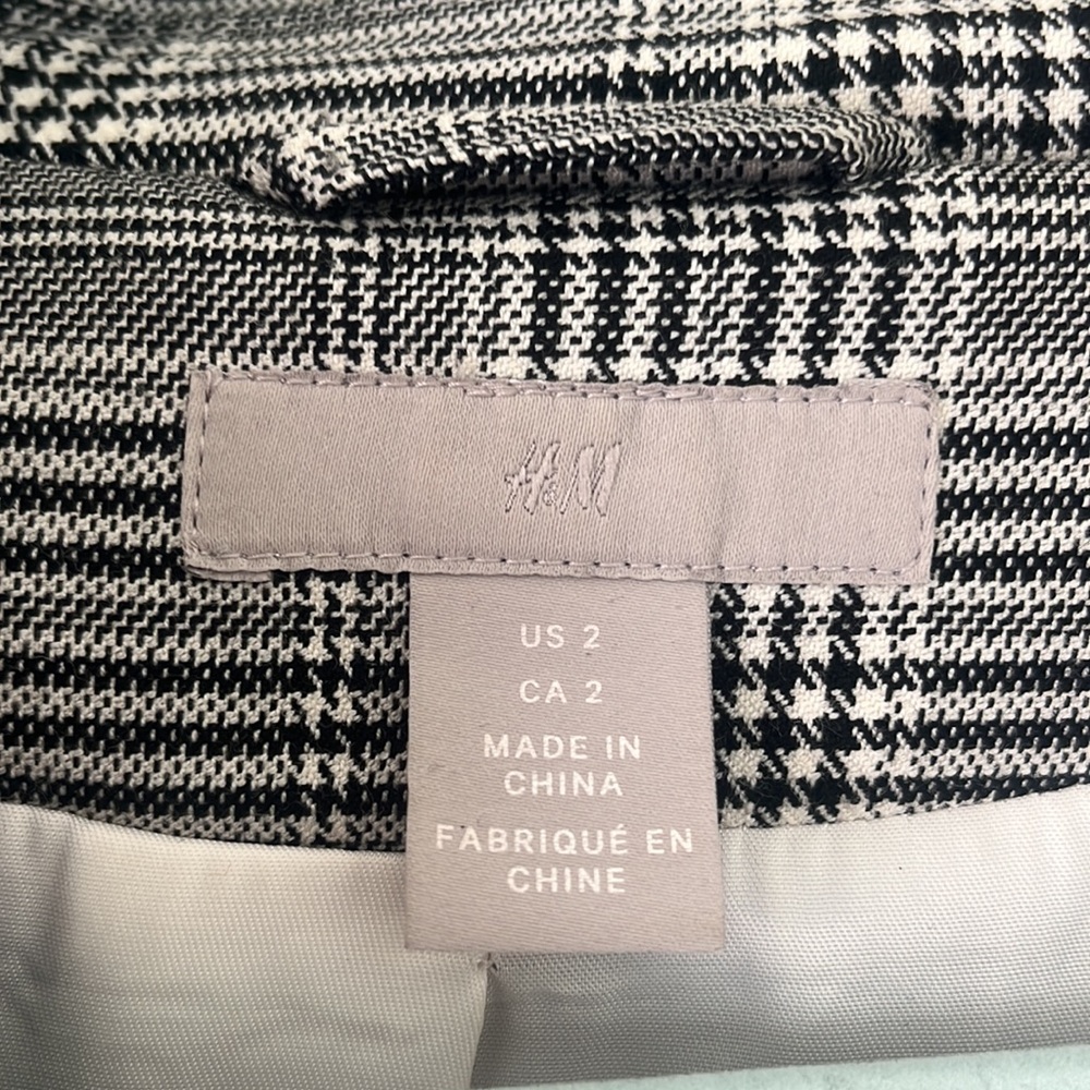 H&M Stripped Blazer - Picture 4 of 6